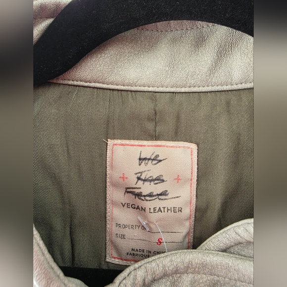 Free People Sweeney Vegan Leather Vest Jacket Size Small New With Tags - Picture 9 of 12